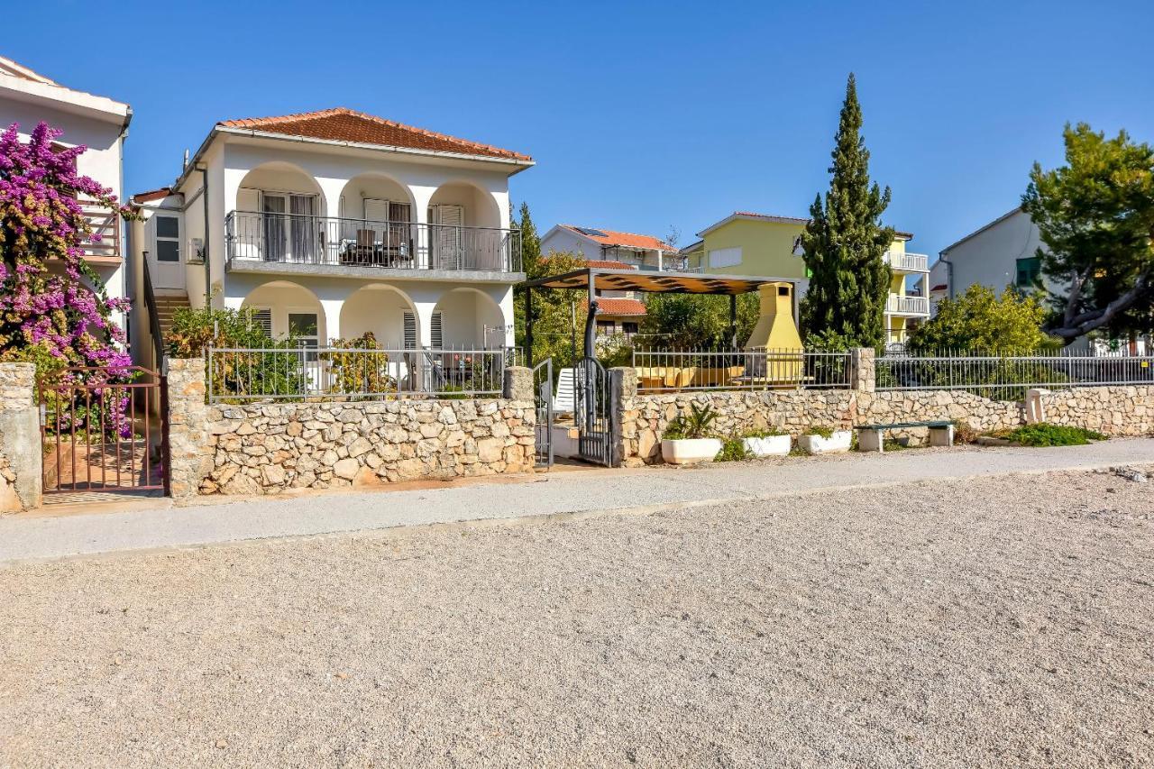 Apartments Milan 로고즈니차 외부 사진