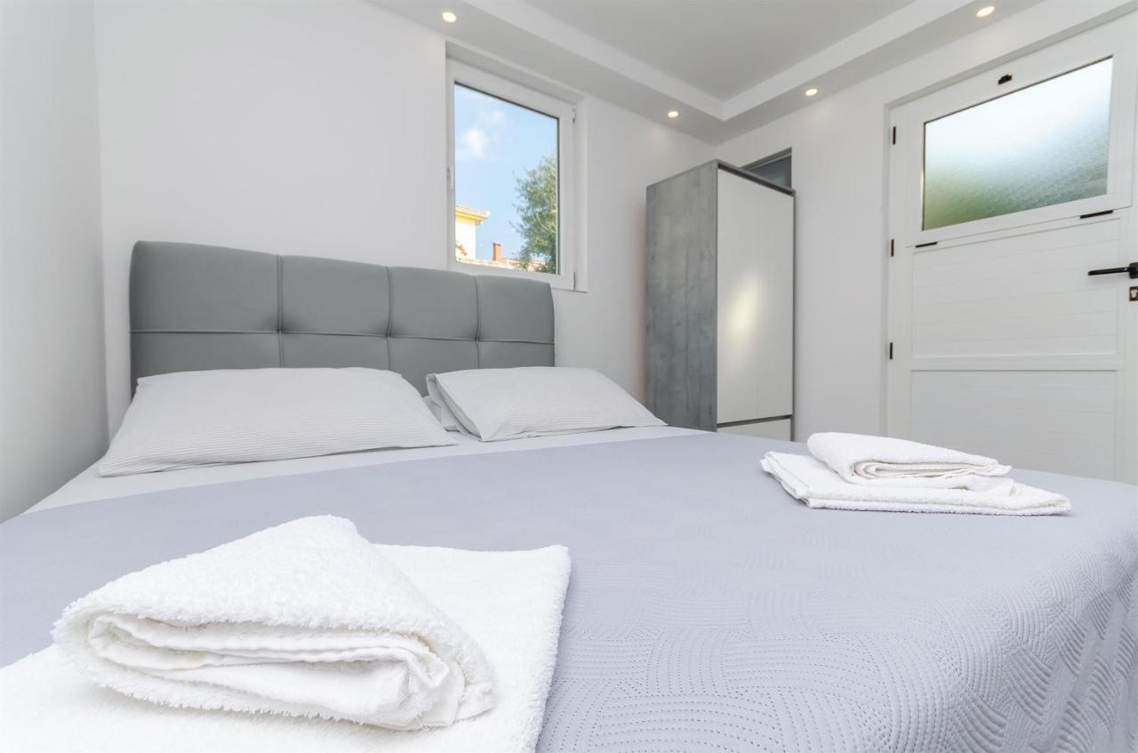 Apartments Milan 로고즈니차 외부 사진