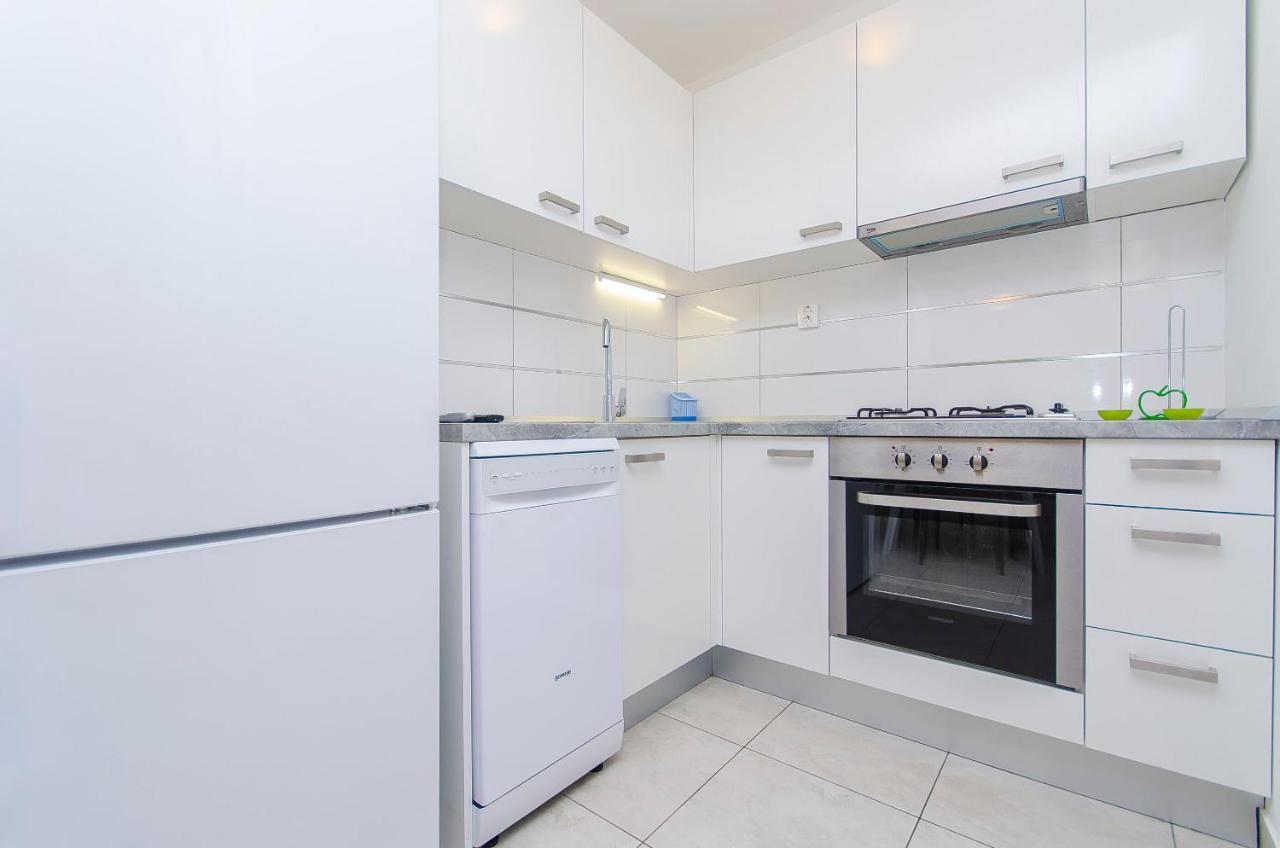 Apartments Milan 로고즈니차 외부 사진