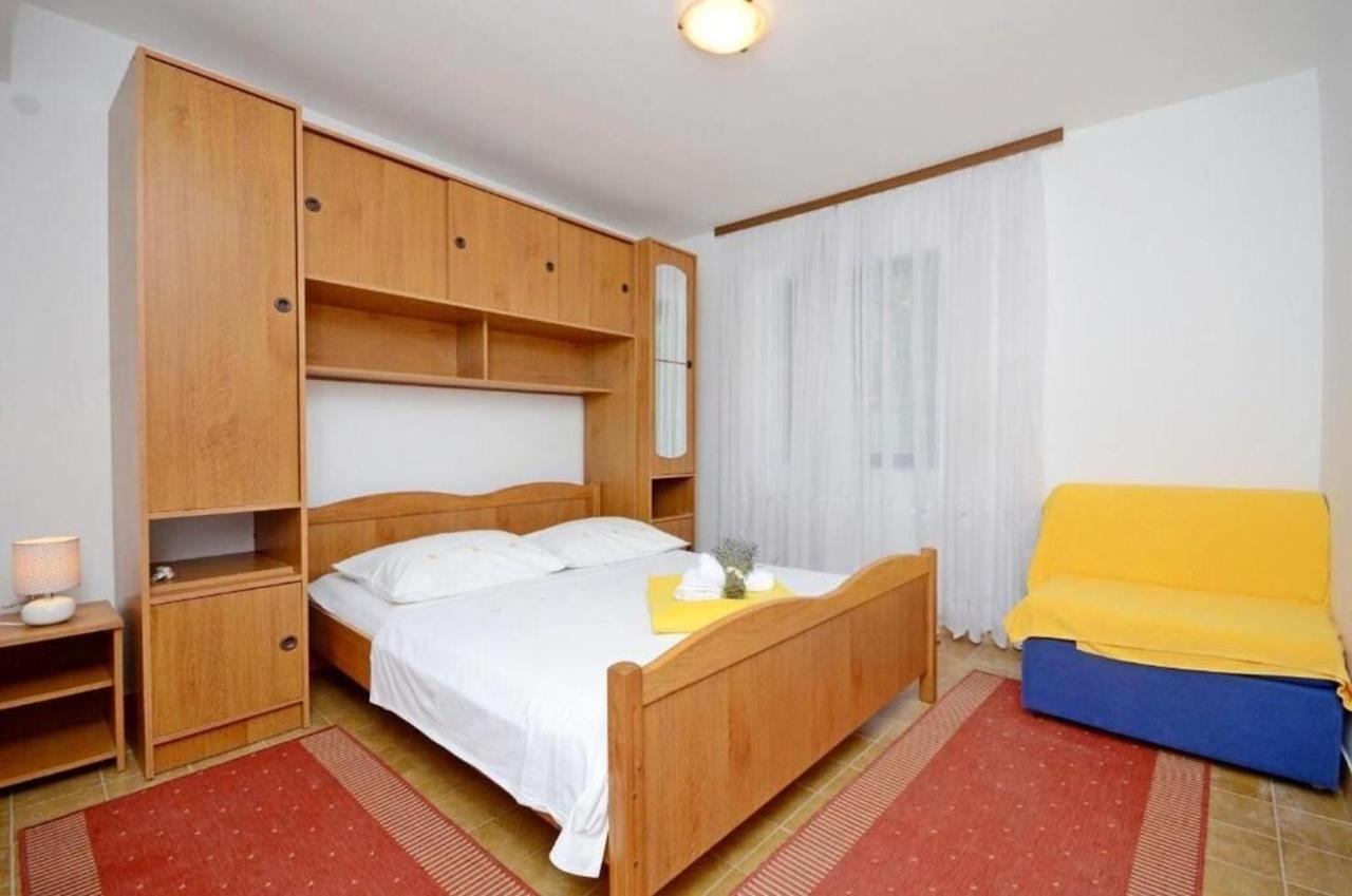 Apartments Milan 로고즈니차 외부 사진