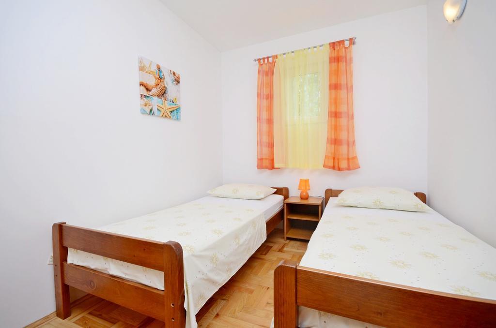 Apartments Milan 로고즈니차 외부 사진