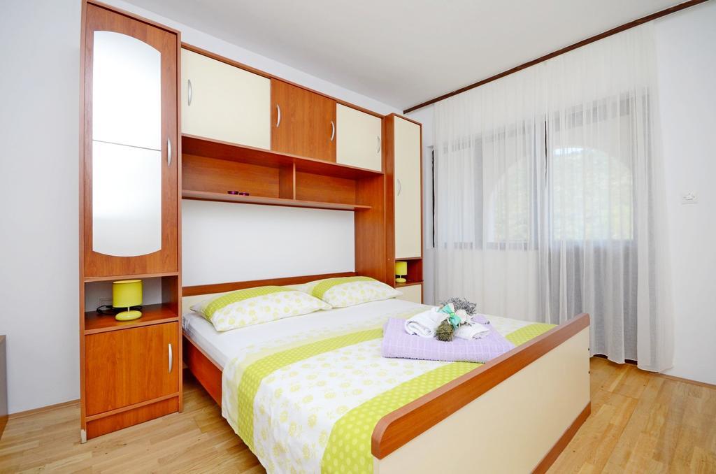 Apartments Milan 로고즈니차 외부 사진