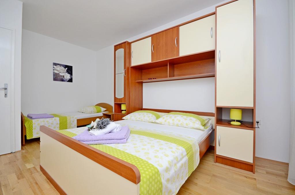 Apartments Milan 로고즈니차 외부 사진