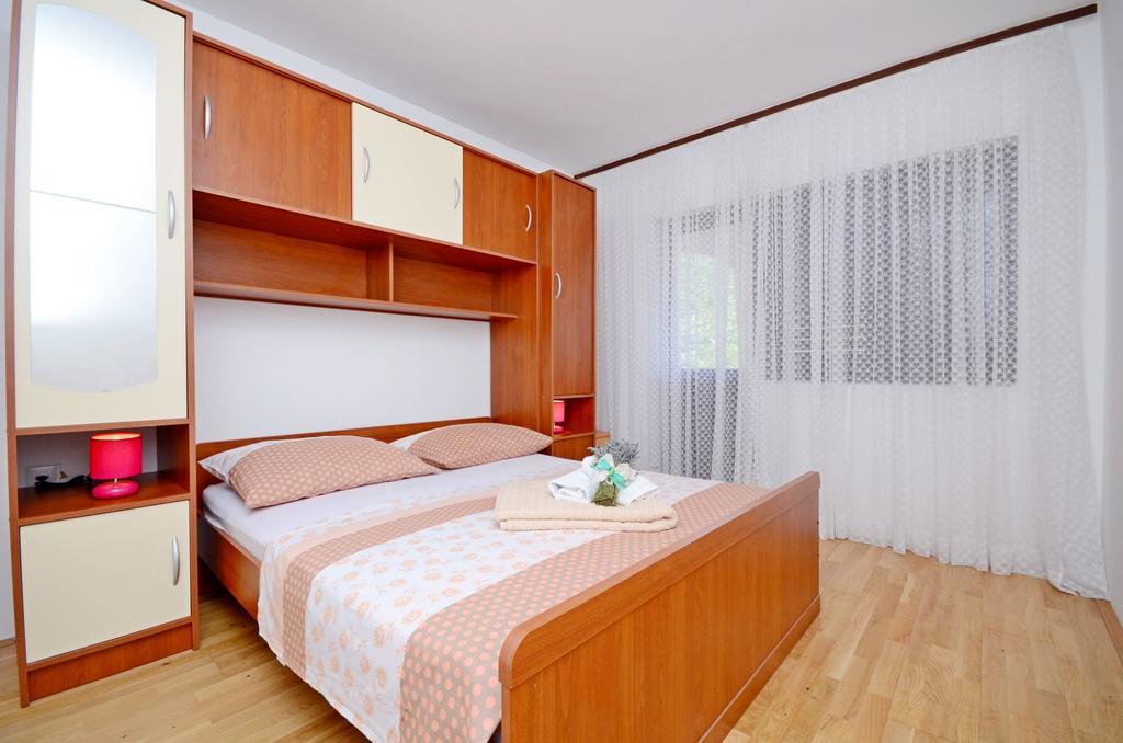 Apartments Milan 로고즈니차 외부 사진